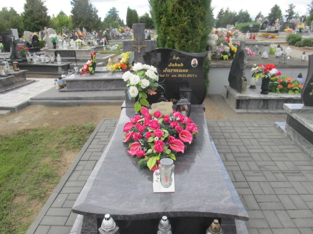 Grób Rozalia Jarmusz