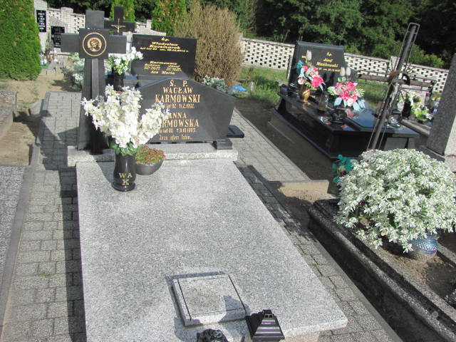 Grób Wacław Karmowski